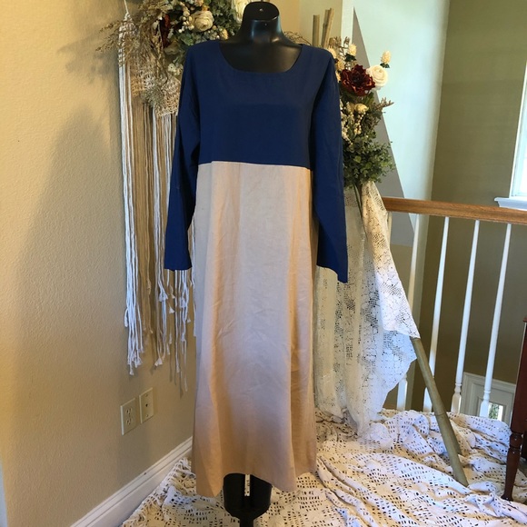 MISSLOOK Dresses & Skirts - 🌸Navy & Tan Color Block Dress🌸